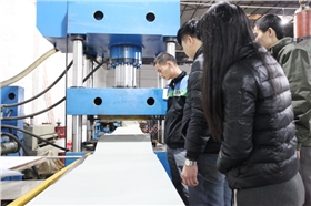 鑫广大生产车间