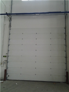 鑫广大工业提升门