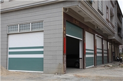 鑫广大铝合金卷闸门