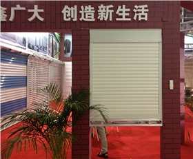 鑫广大铝合金卷帘窗