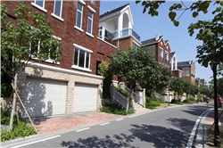 鑫广大彩钢翻板车库门