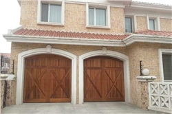 鑫广大实木翻板车库门 鑫广大实木翻板车库门