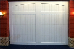 鑫广大实木翻板车库门