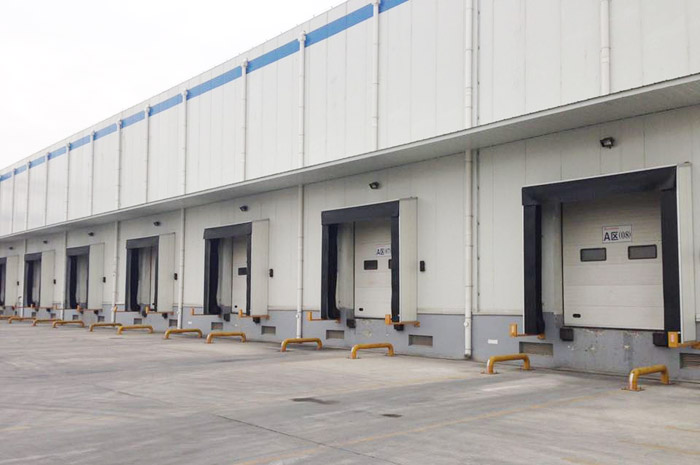 鑫广大工业提升门工程案例