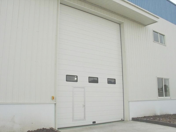 鑫广大工业提升厂房门