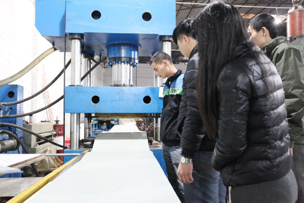 鑫广大生产车间