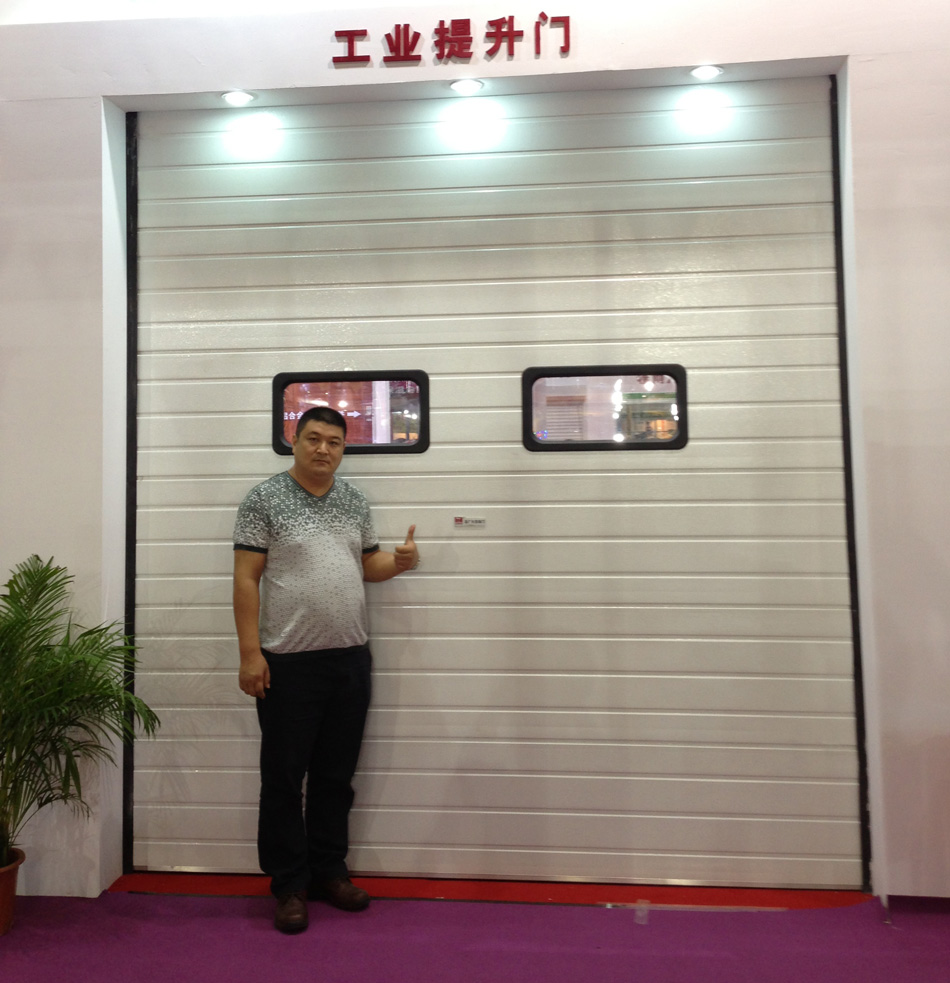 工业提升门的优点