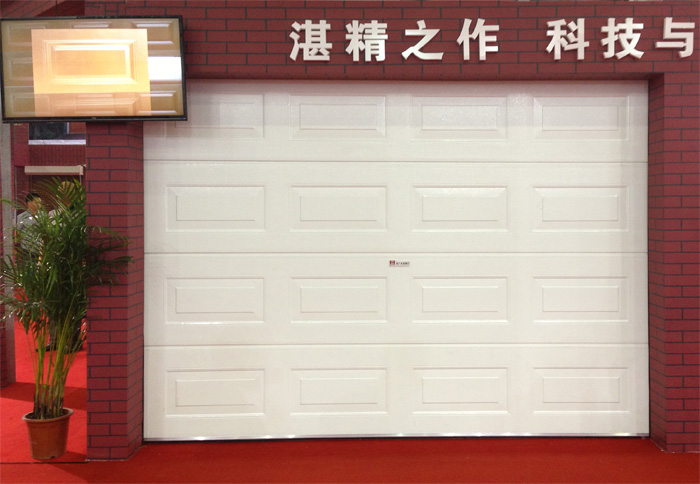 鑫广大彩钢防夹手翻板车库门