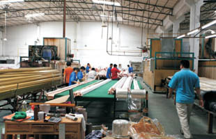 鑫广大木纹转印车间