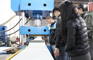 鑫广大生产车间