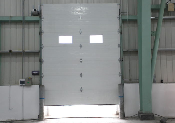 鑫广大工业提升门