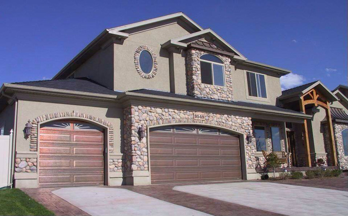 鑫广大彩钢板翻板门