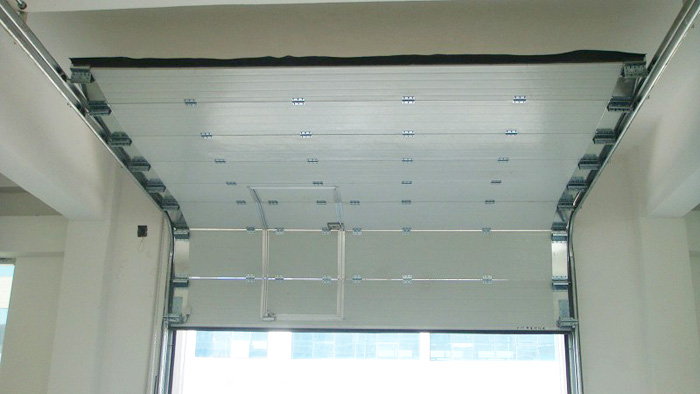 鑫广大彩钢翻板车库门